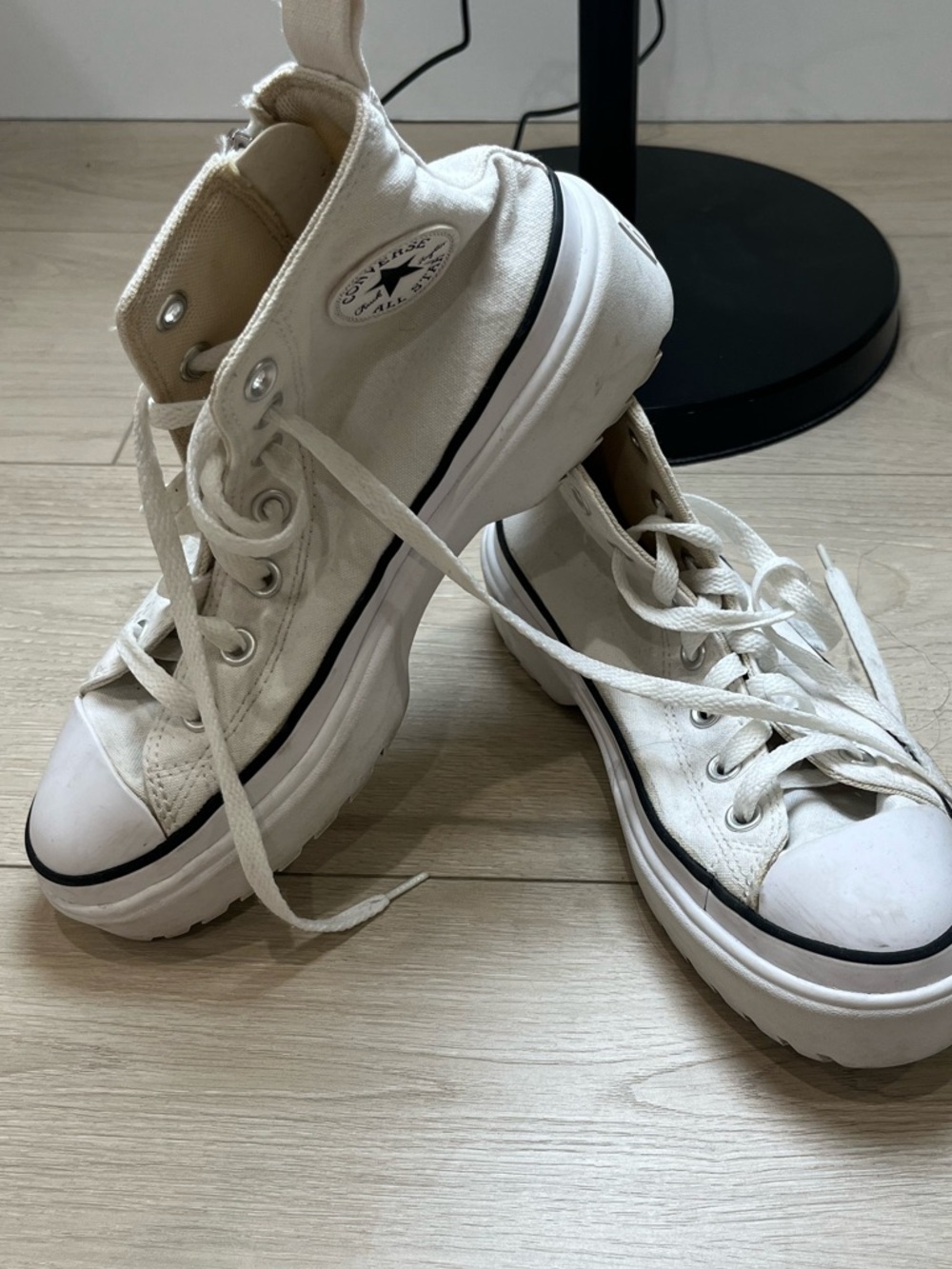 Converse Chuck Taylor® All Star® Lugged Lift Platform Canvas (Big Kid) Size 5